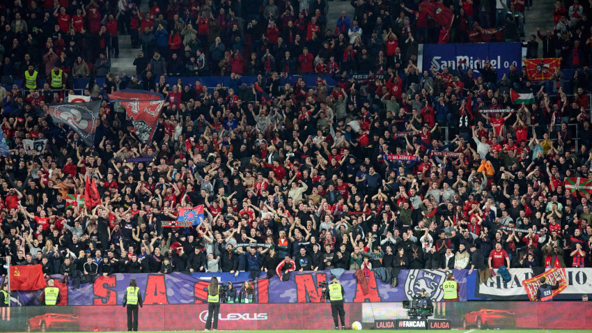 Afición de Osasuna en El Sadar