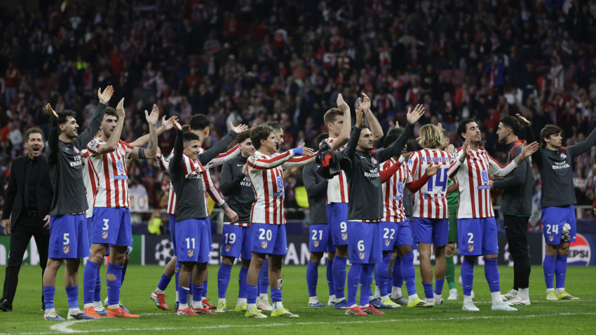 Los jugadores del Atlético celebran su victoria frente al Brujas