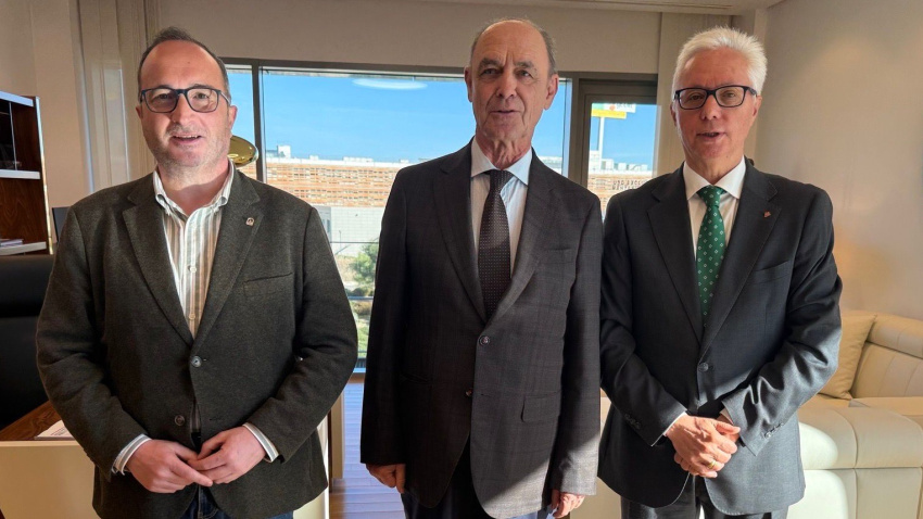 La Junta de Andalucía y Caja Rural de Jaén sellan una alianza para impulsar la provincia