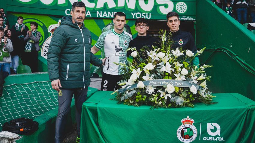 Álvaro Mantilla en la ofrenda florar a Nando Yosu en el 113 aniversario del Racing
