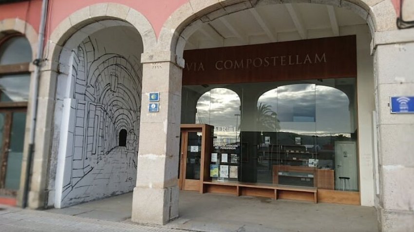 La oficina del peregrino de Ferrol se sitúa en el puerto de Curuxeiras