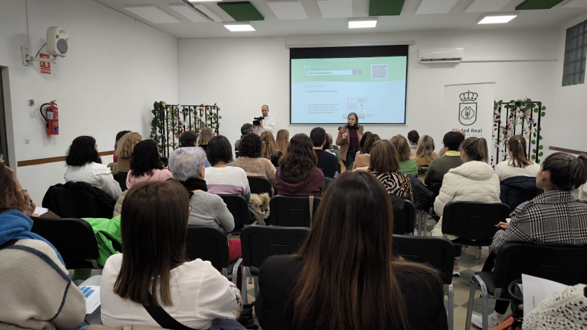 Sara Pérez Tomé en la charla que impartió hace unos días en Ciudad Real sobre ansiedad en menores