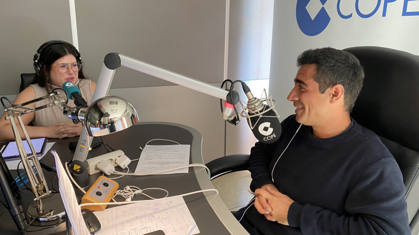 Alberto Herrera junto a Patricia Abad, directora de Recursos Humanos en 'Idener'