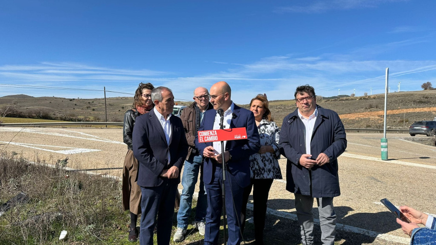 El consejero navarro Óscar Chivite ha apoyado a la candidatura socialista por Soria de ruta por la comarca del Moncayo