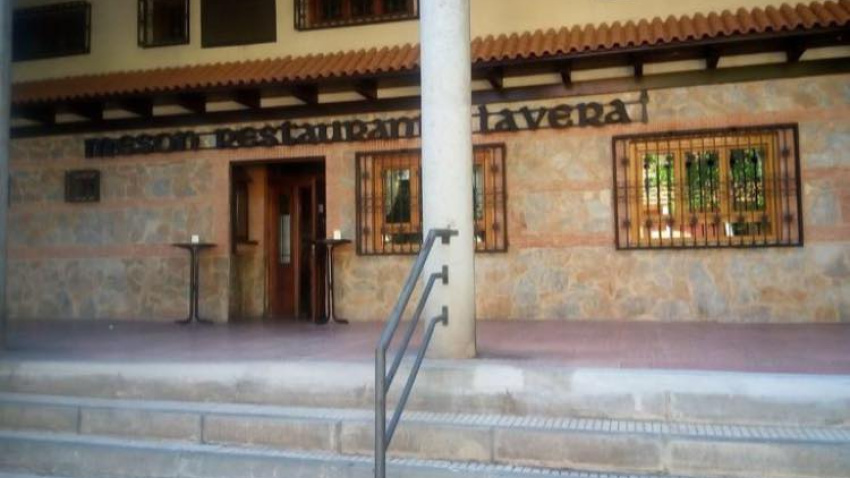 Mesón Restaurante La Vera está ubicado en Plaza de Bailén, 4D, en Guadalajara