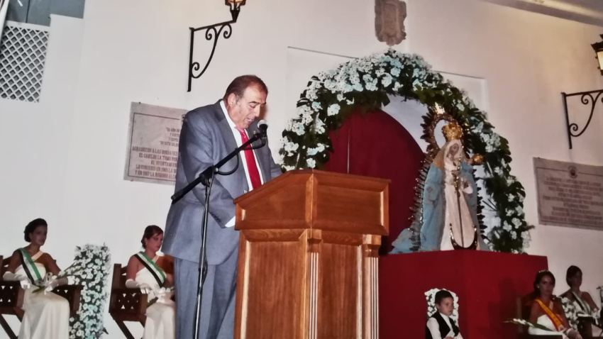 José Ángel Calero fue pregonero de las Fiestas de la Piedad de Almendralejo en 2011