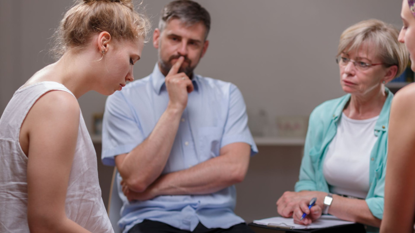 Terapia en grupo de Alcohólicos Anónimos