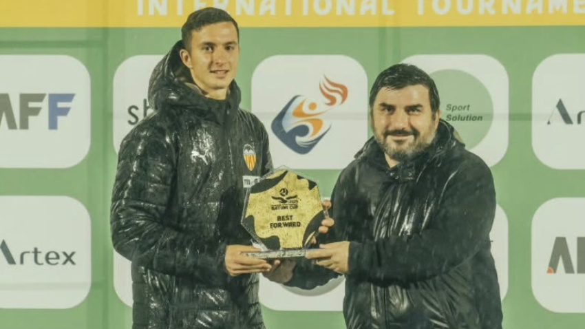 Aranda, nombrado mejor delantero de la Batumi Cup en Georgia