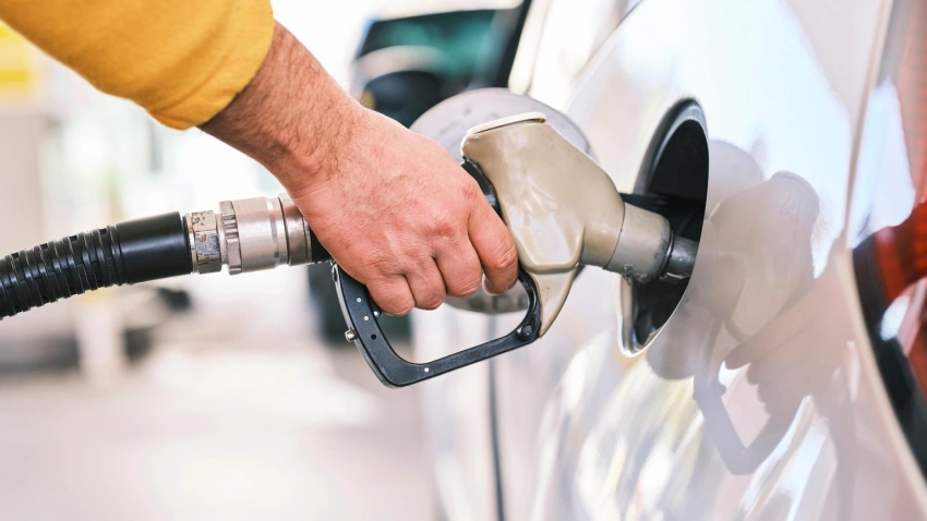 Prepare su bolsillo: ya sabemos lo que subirá la gasolina y el diésel a mitad de semana debido al conflicto en Oriente Medio