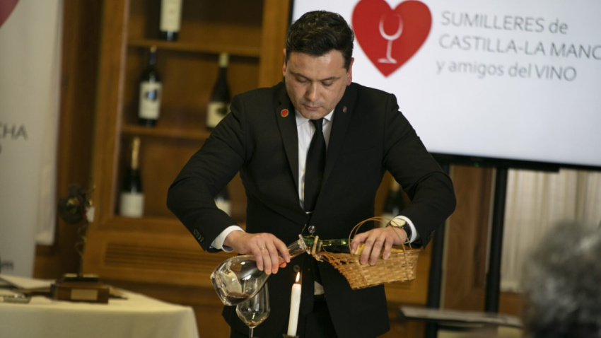Juan-Enrique Gil, mejor sumiller de Castilla-la Mancha 2025