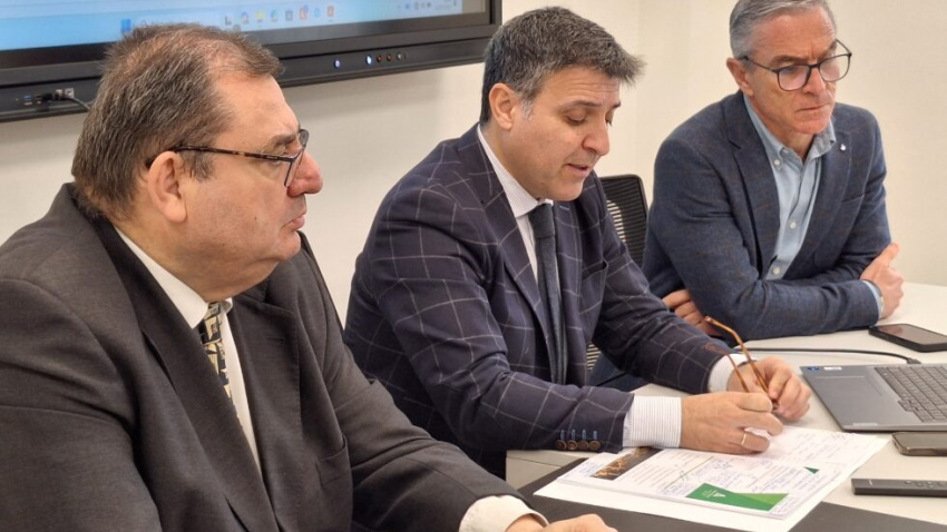 Andalucía presenta la nueva ley para 'revitalizar' sus polígonos industriales