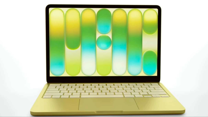 La gran sorpresa de este equipo es que no llega con un procesador de la serie M, sino con el Apple A18 Pro