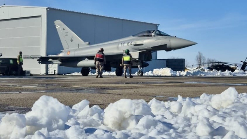 Un Eurofighter en la base rumana