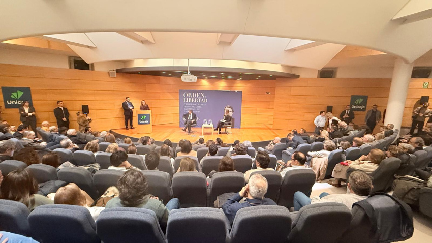 Salón de actos de Unicaja Banco en Albacete