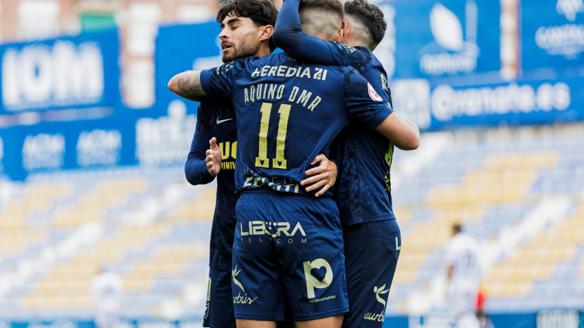 UCAM CF lanza una promoción especial contra el Linares