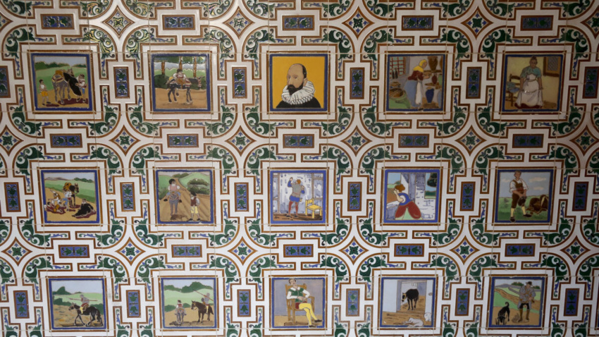 Azulejos del Quijote del instituto Gaona
