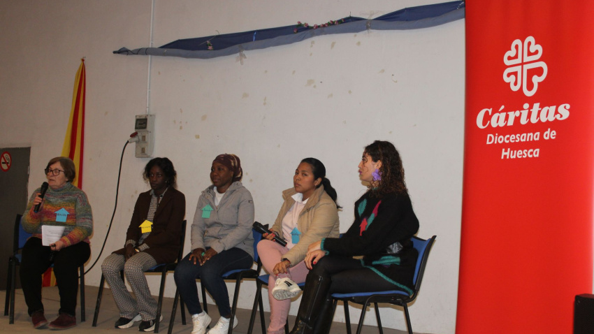 Cuatro mujeres han relatado su situación respecto a la vivienda