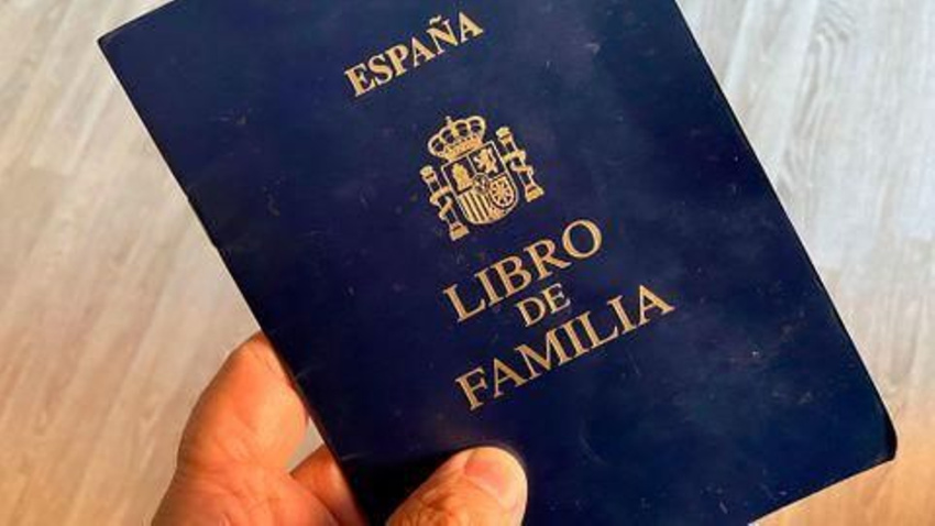 El libro de familia es de los pocos docuimentos necesarios para hacer la reclamación