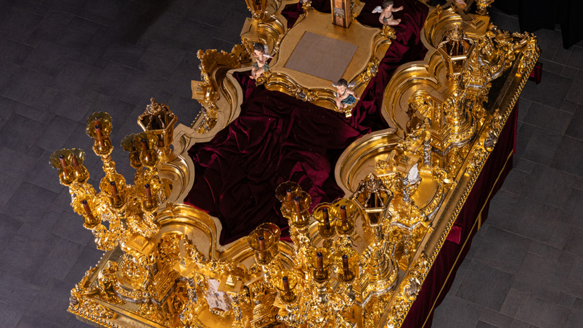 Vista del nuevo trono