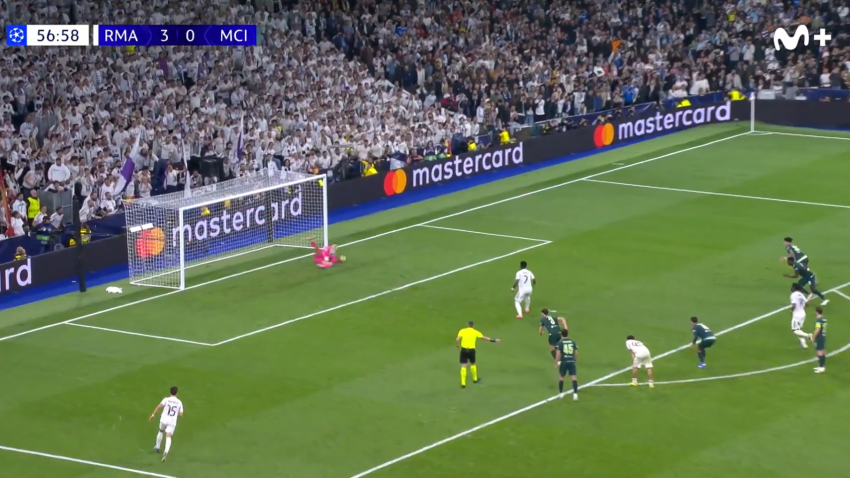 El italiano detuvo una pena máxima a Vinicius que puede marcar la eliminatoria.