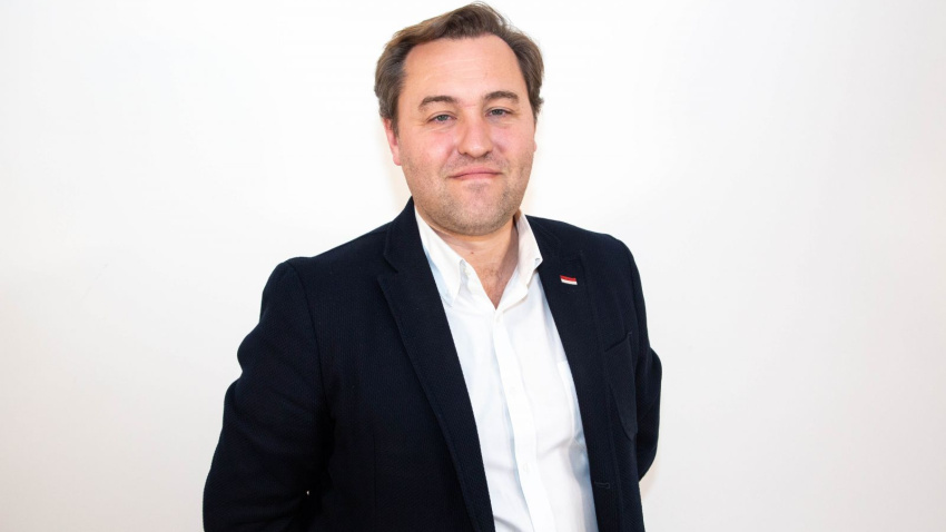 Jesús Izquierdo es el director comercial de Cartonajes Izquierdo (INSOCA) y representa la tercera generación de una empresa familiar