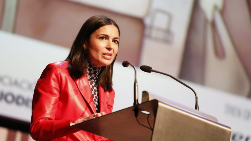 CONFERENCIA INAUGURAL CON CRISTINA OLEA, CORRESPONSAL DE TVE EN WASHINGTON (1)