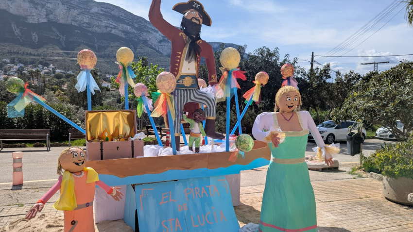 Falla de la residencia Santa Llúcia de Dénia