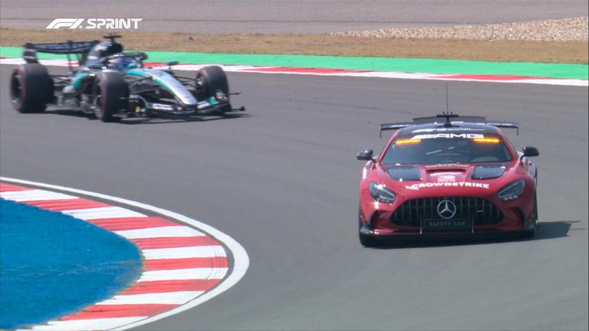 El Safety Car salió en las últimas vueltas por la retirada de Hulkenberg.