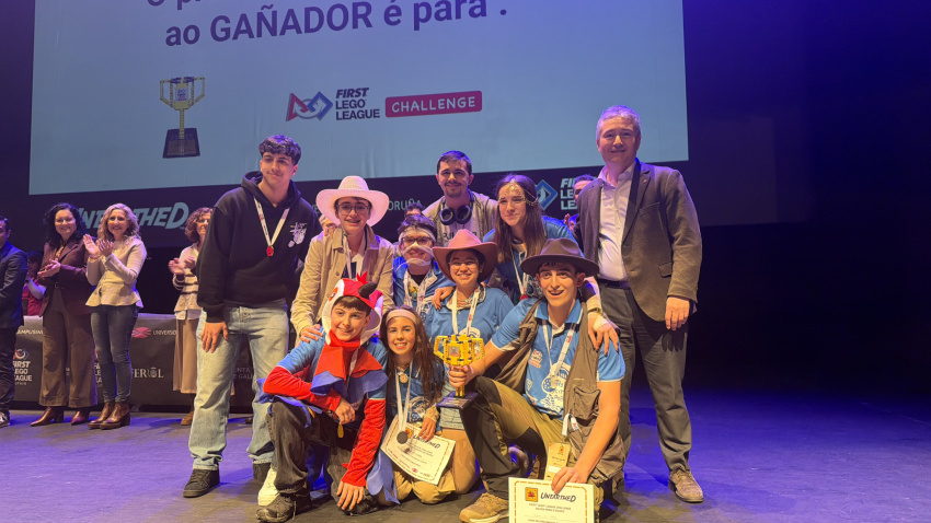 El 1º Premio Ingeniera Soy fue para integrantes del equipo ROBOT CITY POBRA, de MEGA Riveira