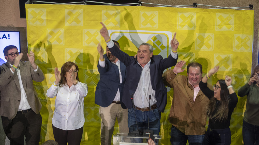 Por Ávila valora los resultados de las elecciones. En la foto el candidato n.º 1, Pedro Pascual.