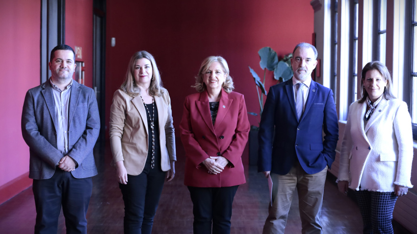 Presentación del Grado de Ingeniería Aeroespacial en Teruel