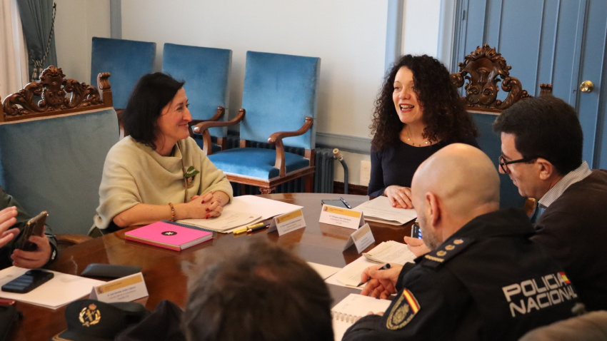 La subdelegada del Gobierno en Lugo, Olimpia López, presidió la primera reunión de coordinación