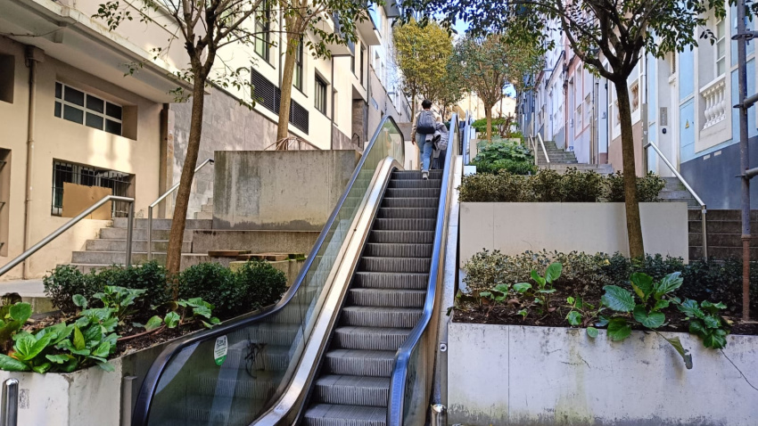 escaleras mecánicas de Maestro Clavé, en A Coruña