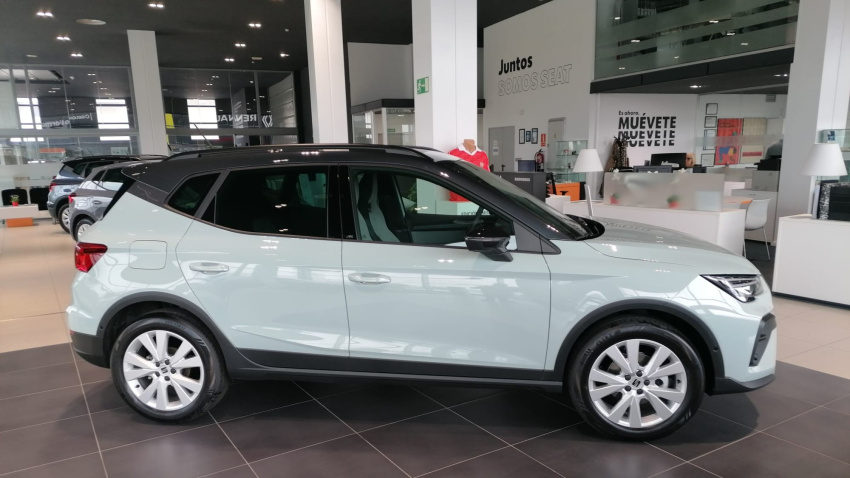 El nuevo SEAT Arona ya está disponible en la exposición de Autos Ferrol