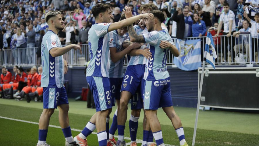 El Málaga se ha colocado a un punto del ascenso directo