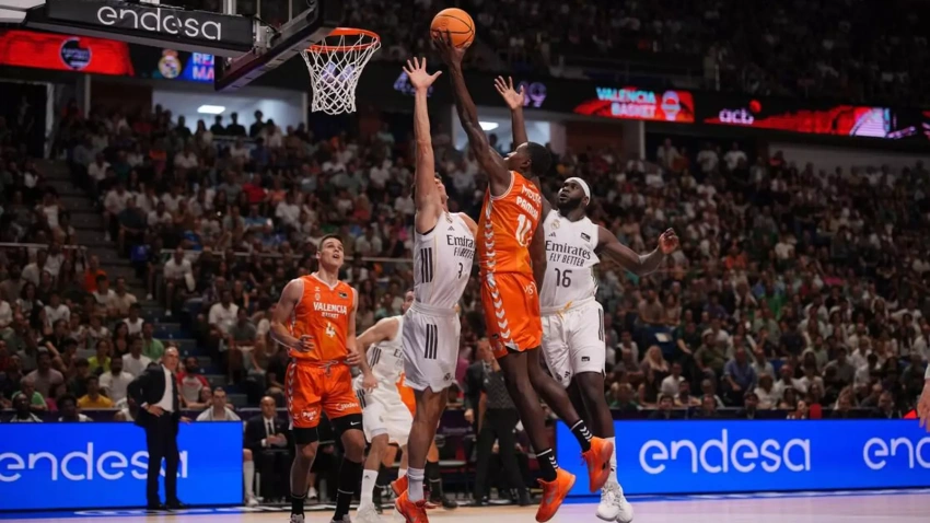 Moore tiene muy avanzada su renovación con Valencia Basket