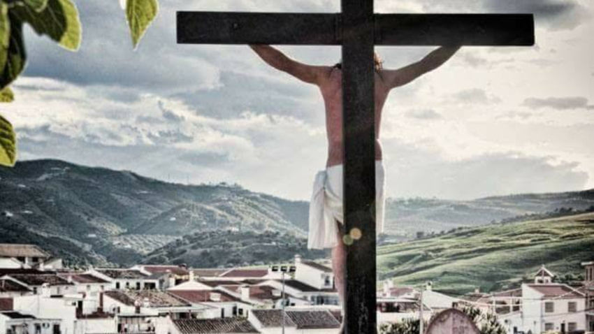 Escena de la crucifixión