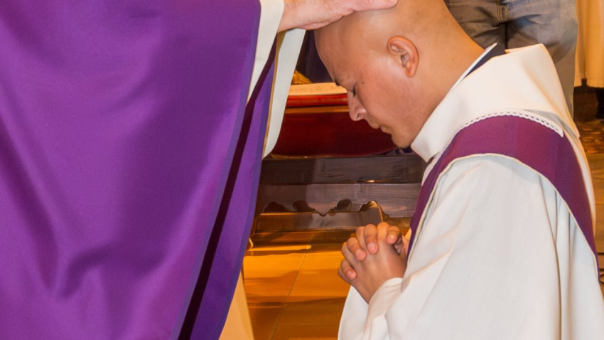 El pasado 1 de marzo se celebró la ordenación sacerdotal de D. Andrés David Forero Rincón en la parroquia de Sencelles.