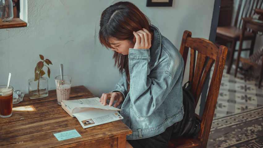 El principal y más sorprendente argumento de Sergio Parra es que la lectura es 'uno de los objetos más antinaturales del mundo'.