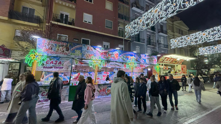 Ocupación comercios vía pública Fallas