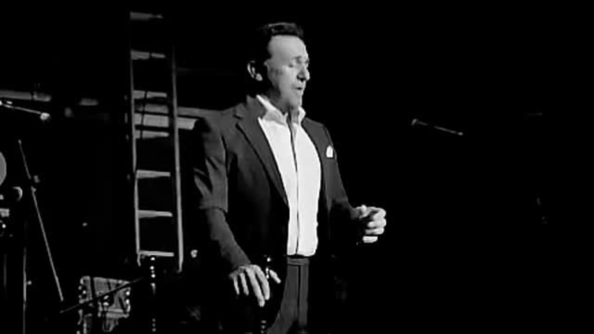 Manuel Cuevas, cantaor de saetas