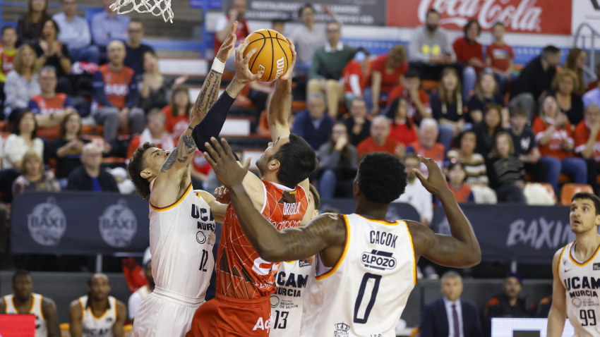 UCAM CB logró la 16ª victoria