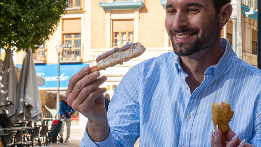 Una marinera en el centro de Murcia