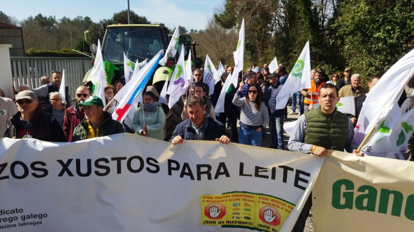 Movilización ganaderos en Lactalis