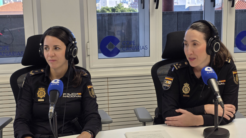 Inspectora Cristina Alvariño (a la derecha) y policía Patricia Simó