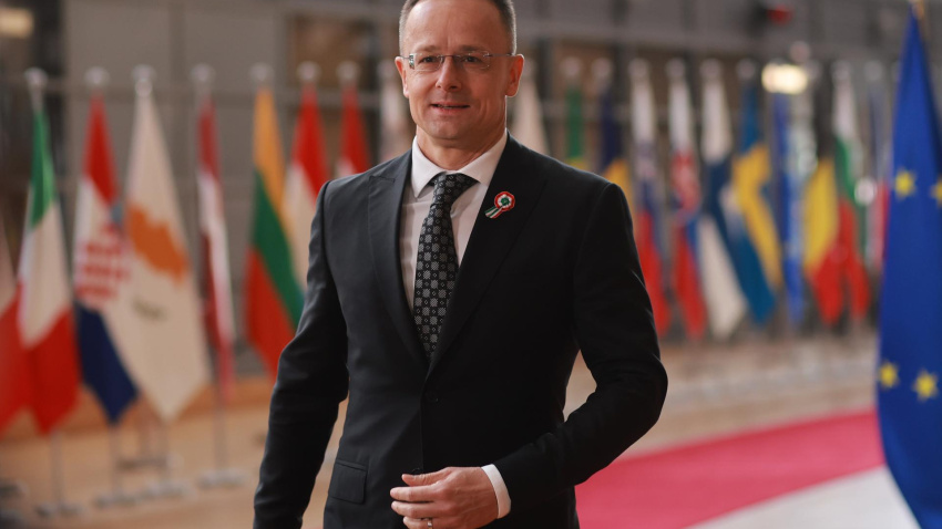 Ministro húngaro de Asuntos Exteriores y Comercio Peter Szijjarto