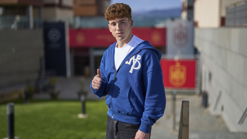 Víctor Muñoz en la concentración de la Selección Española