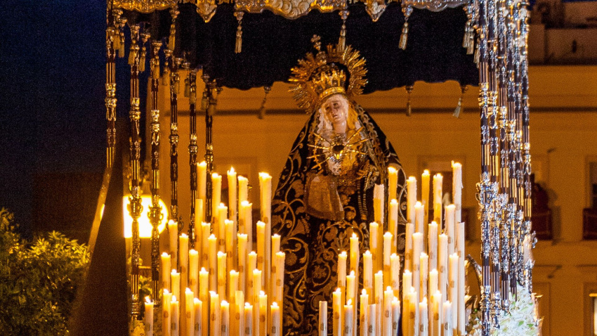 Paso de palio de María Santísima Nazarena de Córdoba