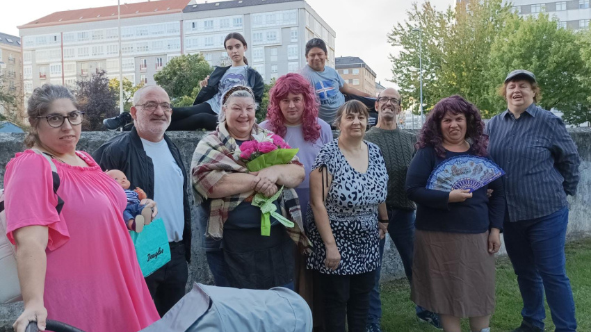 Integrantes del grupo de teatro de la ASCM