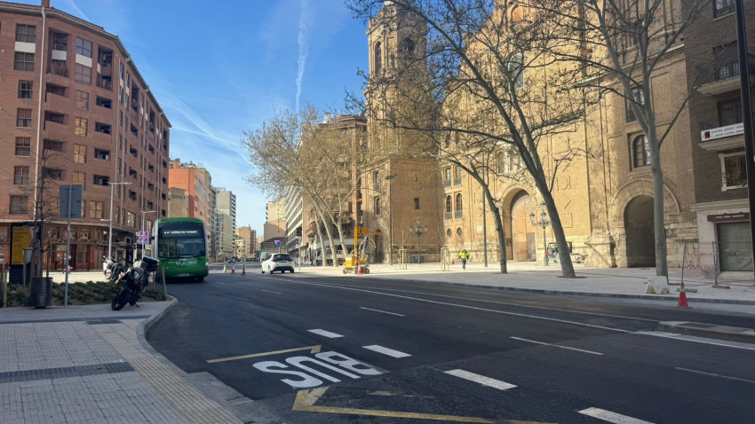 La avenida de César Augusto, tras su renovación